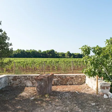 Masseria Mongio Dell'elefante 4*