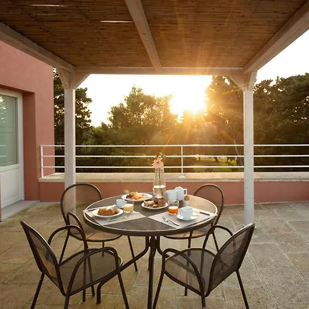 Hotel Masseria Mongio Dell'elefante Otranto