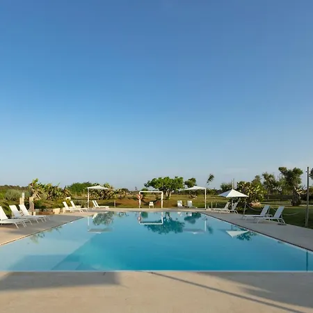 Hotel Masseria Mongio Dell'elefante Otranto