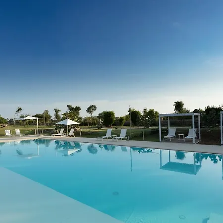 Hotel Masseria Mongio Dell'elefante Otranto