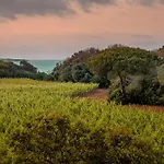 فندق Masseria Mongio Dell'elefante 4*