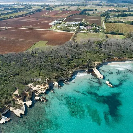 Masseria Mongiò Dell'elefante Hotel 4*
