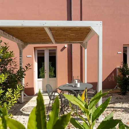 ホテル Masseria Mongio Dell'elefante 4*