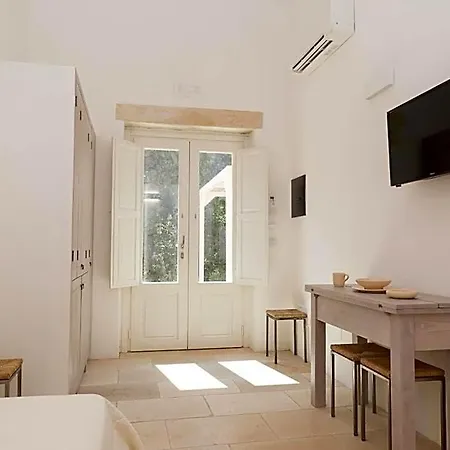 Hotel Masseria Mongio Dell'elefante Otranto