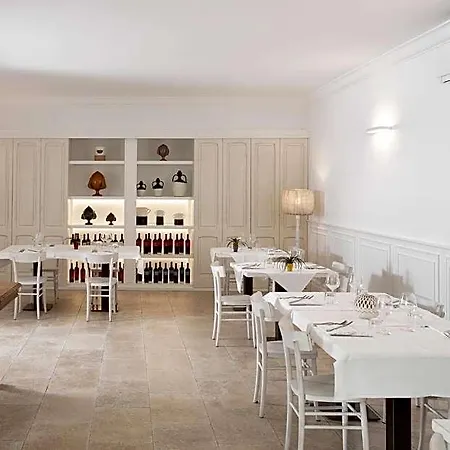 Masseria Mongio Dell'elefante Otel 4*
