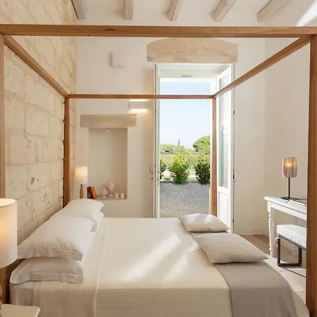 Hotel Masseria Mongio Dell'elefante 4*