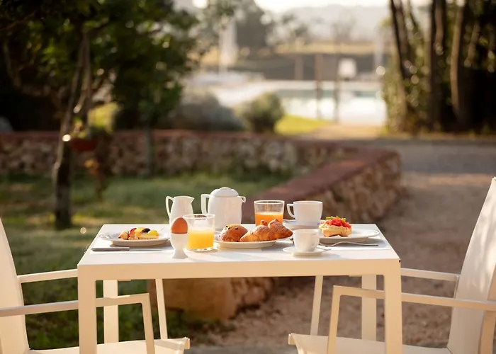 Отель Masseria Mongio Dell'elefante 4*