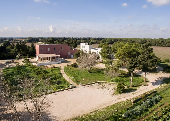 Отель Masseria Mongio Dell'elefante Отранто