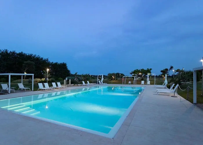 Отель Masseria Mongio Dell'elefante 4*