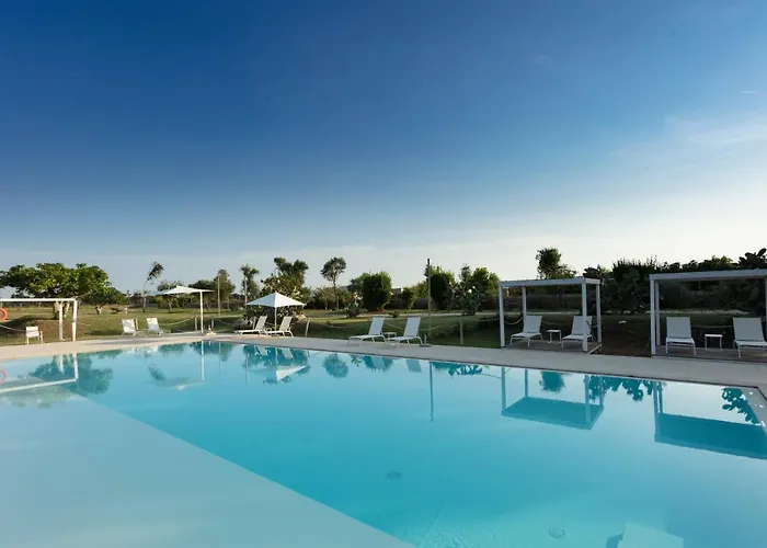 Отель Masseria Mongio Dell'elefante Отранто